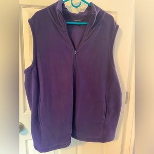 Women’s Lands End fleece vest